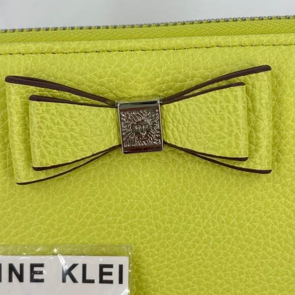 Anne Klein Slim Z/A Wallet Zip Around Wristlet Yellow Bow Detail New 7.5 Inch - Picture 2 of 10